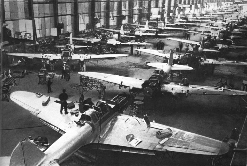 Авиационный завод Куйбышев 1941 г