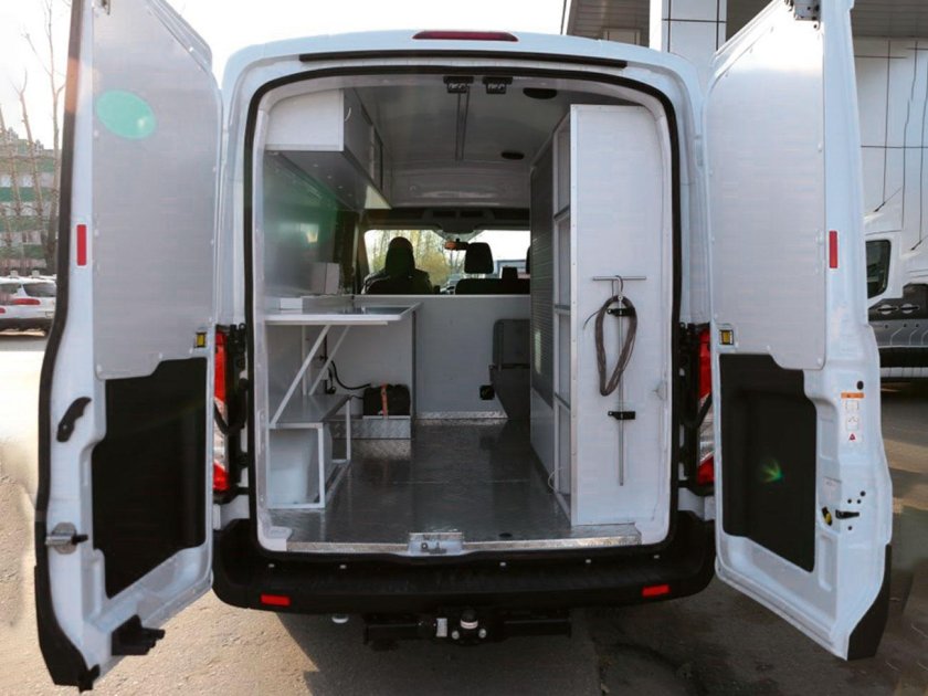 Передвижная лаборатория Форд Транзит