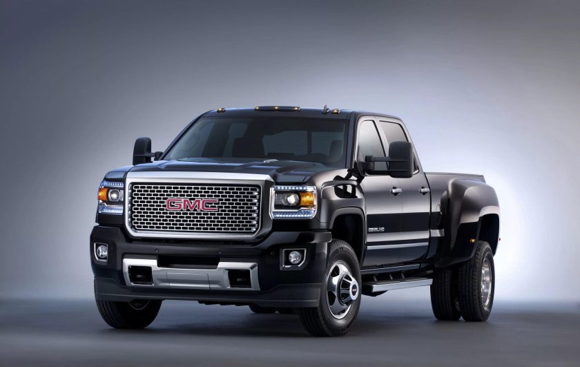 GMC Sierra 3500 HD Denali