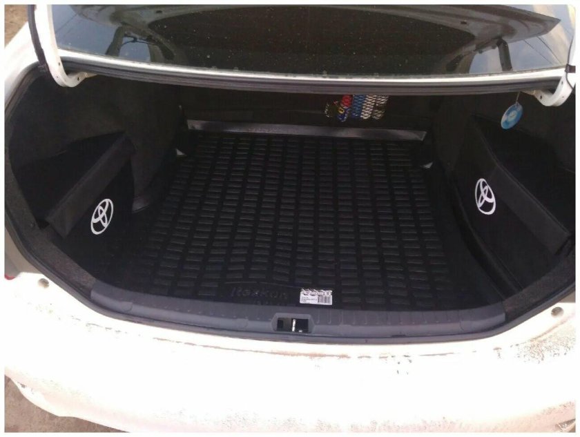 Органайзер в багажник Тойота Королла е150