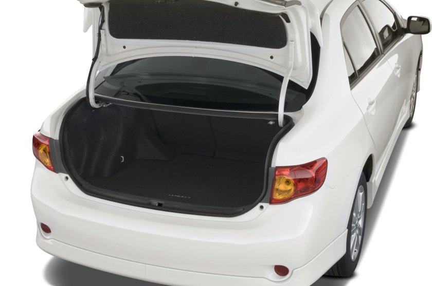 Багажник Тойота Королла седан 2008