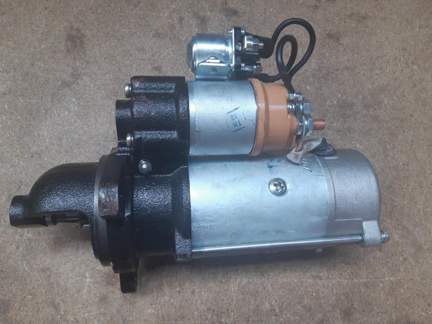 Стартер ЗИЛ 130 редукторный
