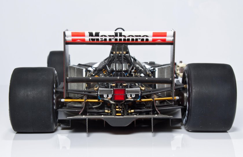 1991 MCLAREN Honda mp4-6