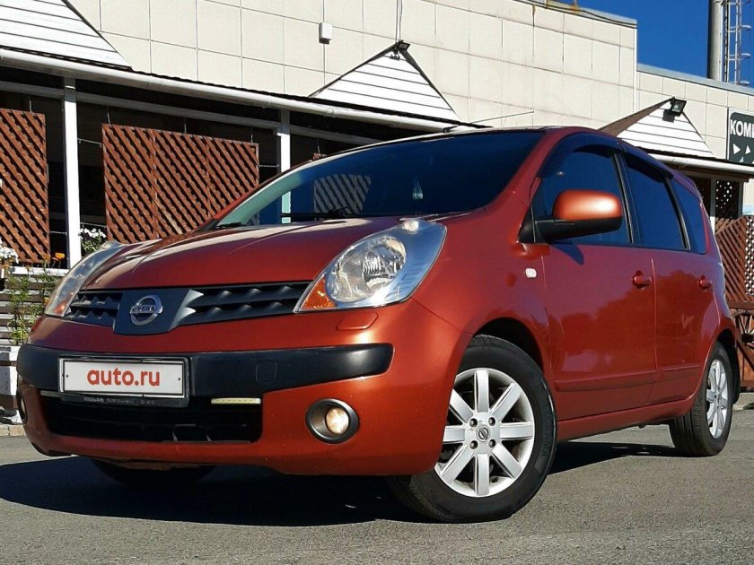 Ниссан ноте 2007