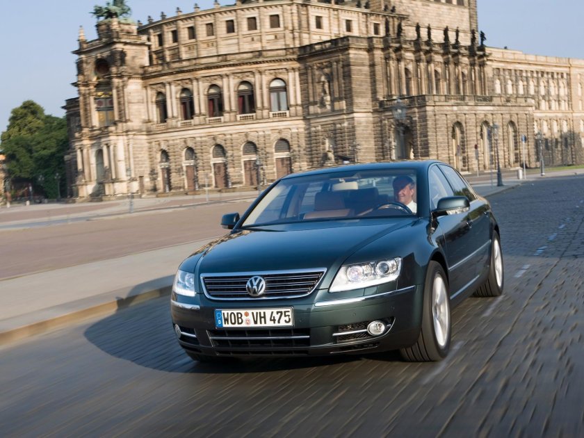 Фольксваген Фаэтон 2003