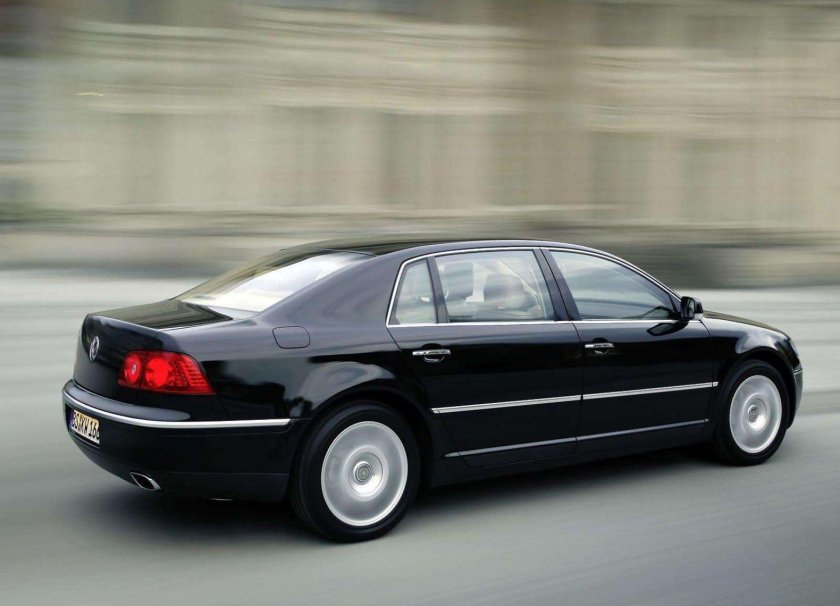 VW Phaeton w12