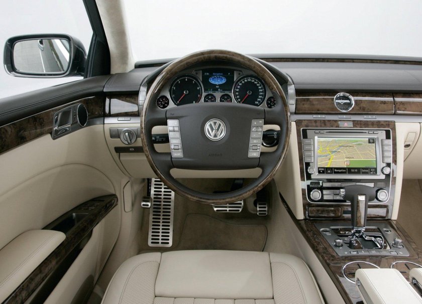 Фольксваген Фаэтон 2008