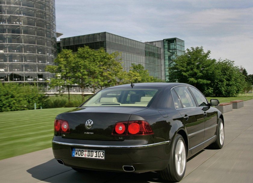 Фольксваген Фаэтон