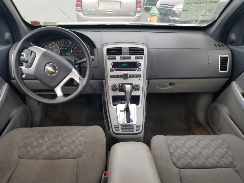 Chevrolet Equinox 2005 салон