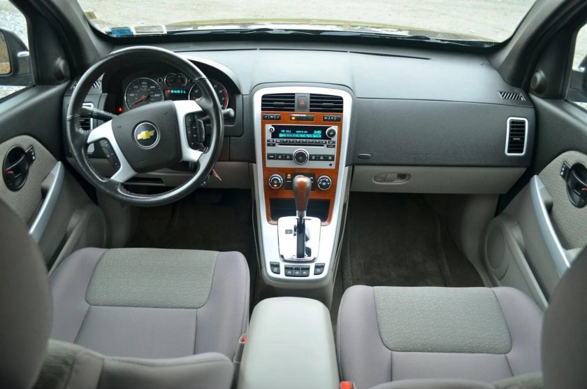 Chevrolet Equinox 2005 салон