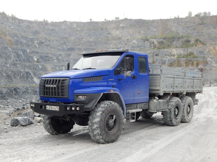 Грузовик Урал Некст