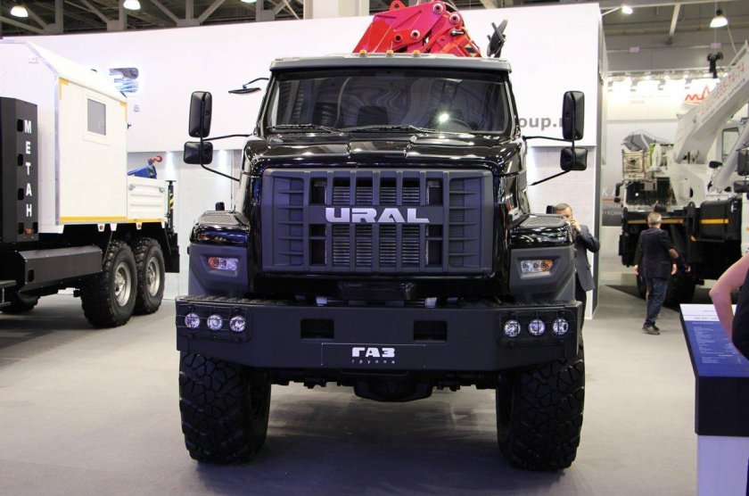 Урал 4320 Некст тягач