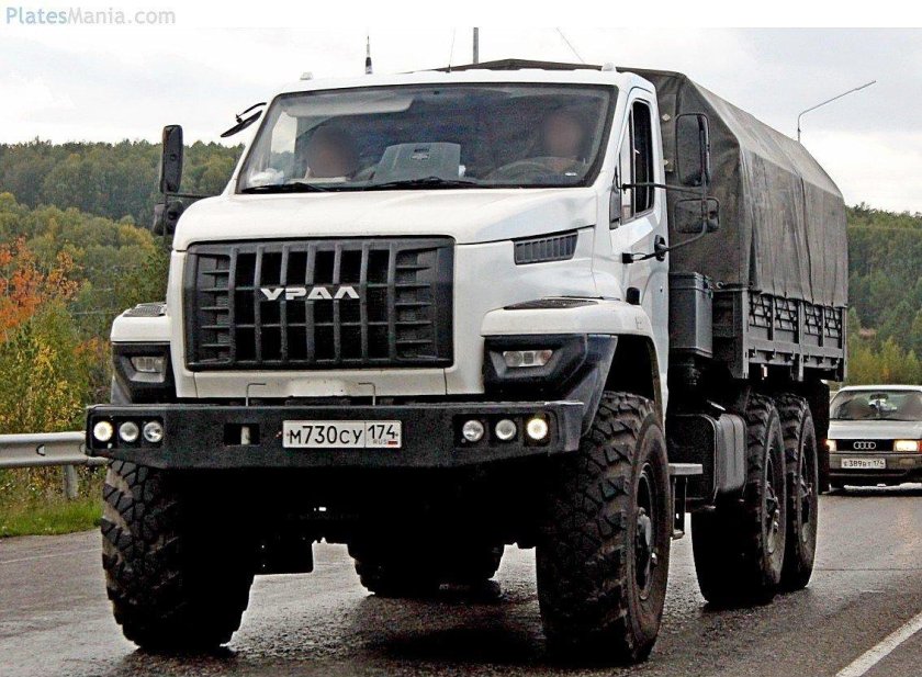 Грузовик Урал Некст