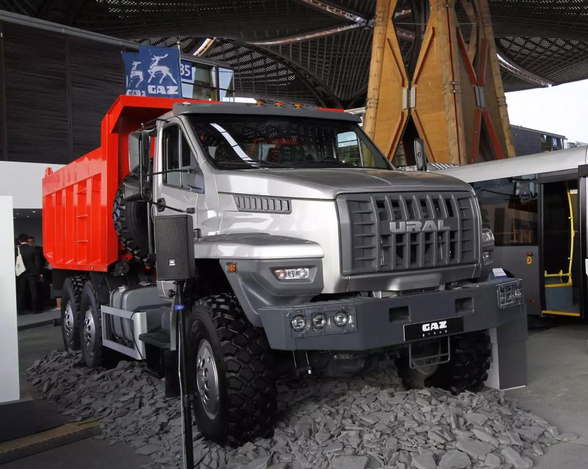 Урал Некст 6х6
