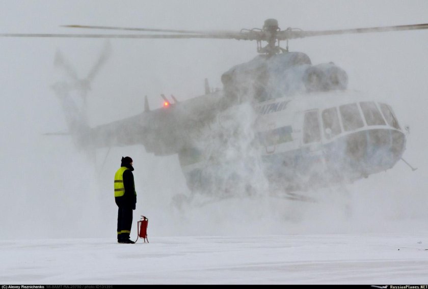 Вертолет ми8 Воркута