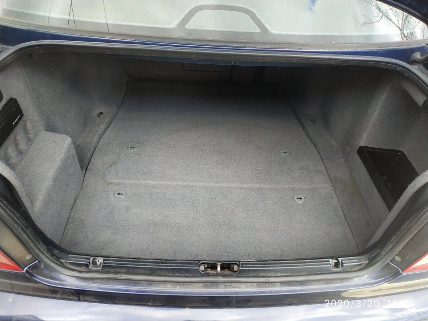 Обшивка багажника BMW e39