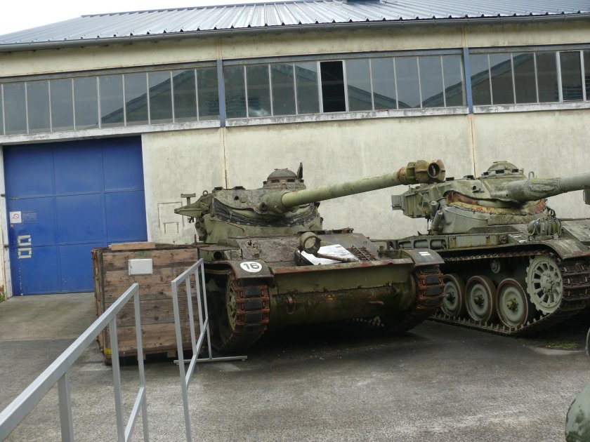 AMX 13 105