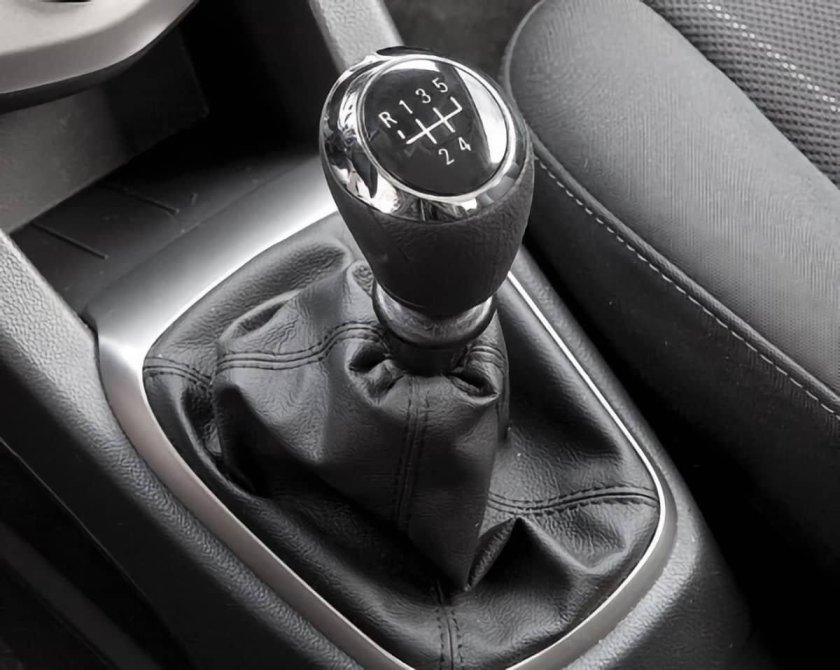 Рычаг коробки передач механика Шевроле Лачетти