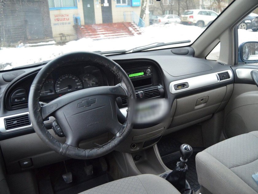 Chevrolet Rezzo 2008 салон