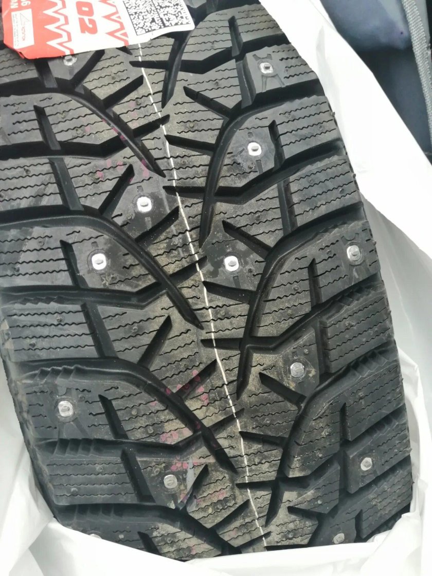 Bridgestone Blizzak Spike-02 185/65 r15 88t