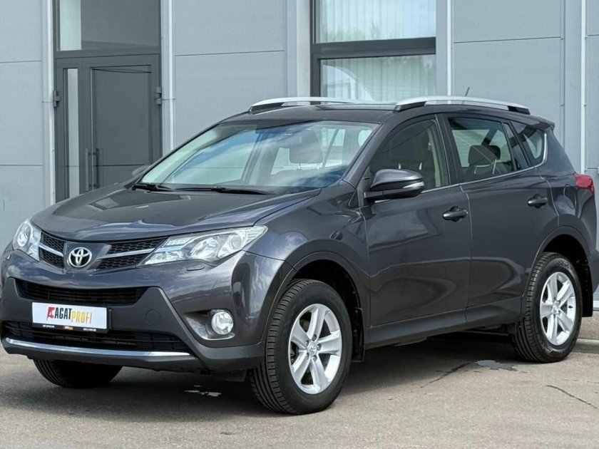 Тойота рав 4 2014