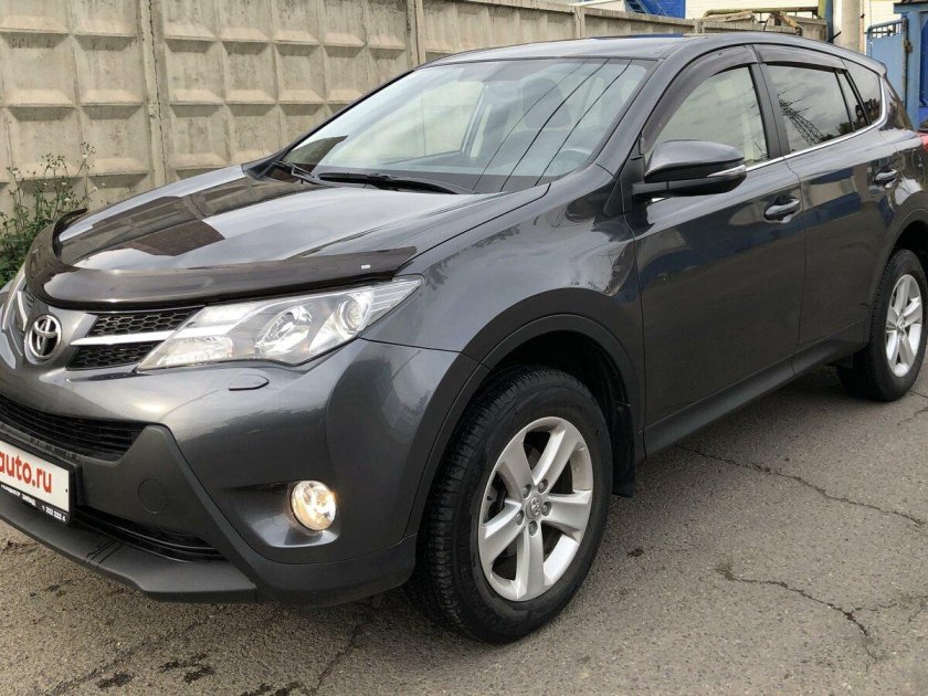 Тойота рав 4 2014