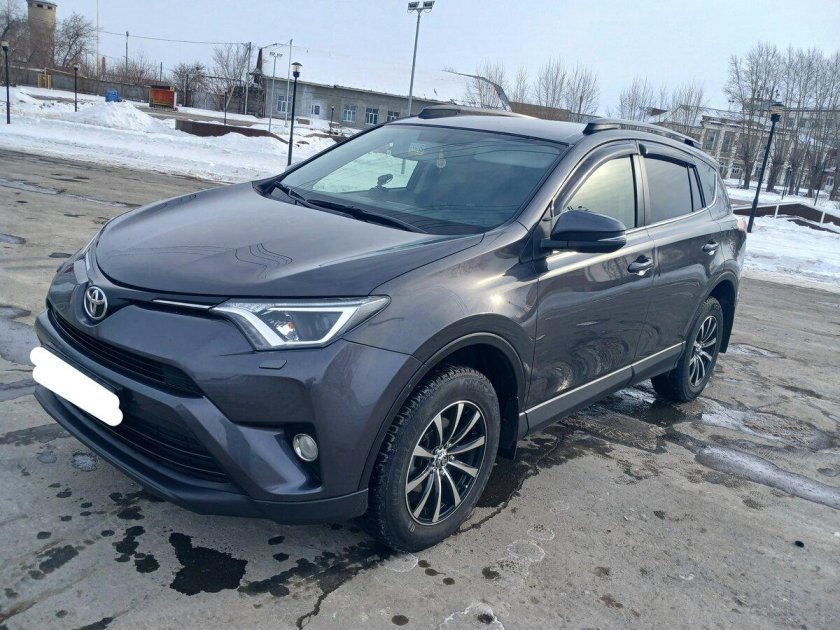 Тойота рав 4 2016