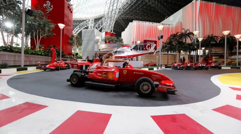 Ferrari Park Абу Даби