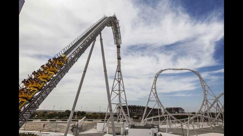 Феррари парк Абу Даби горка