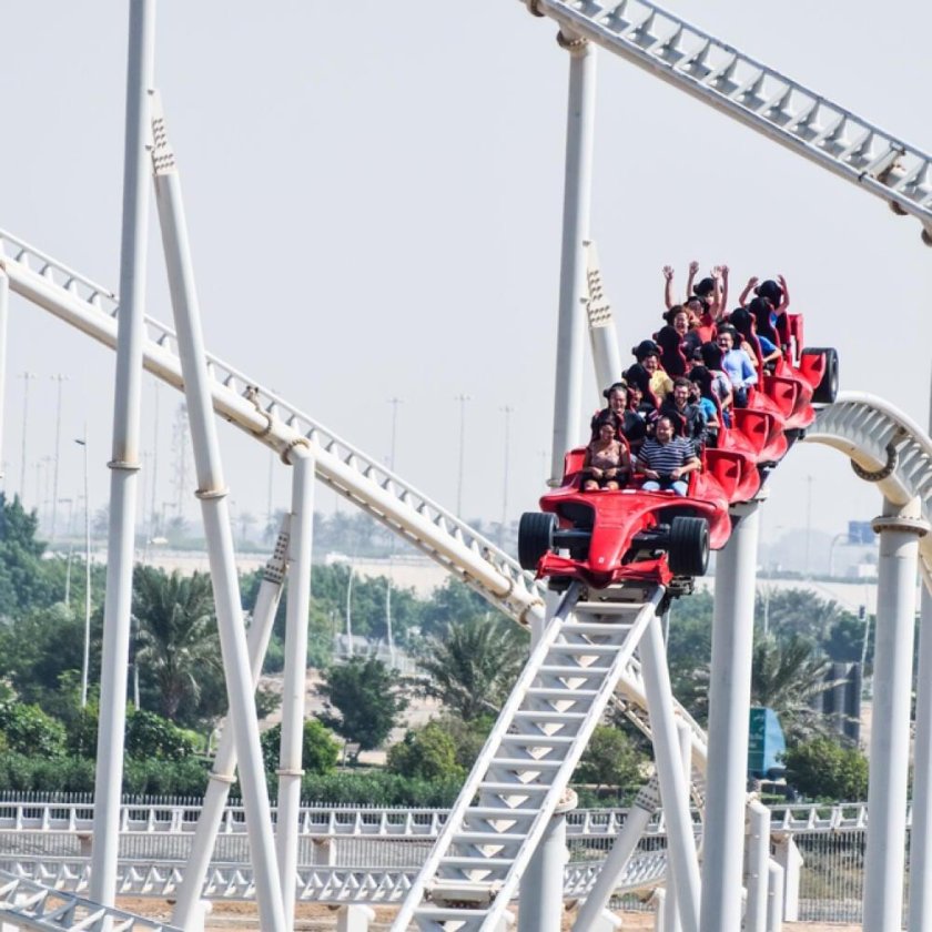 Дубай формула 1 аттракцион