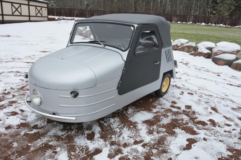 Мотоколяска СМЗ С-1л