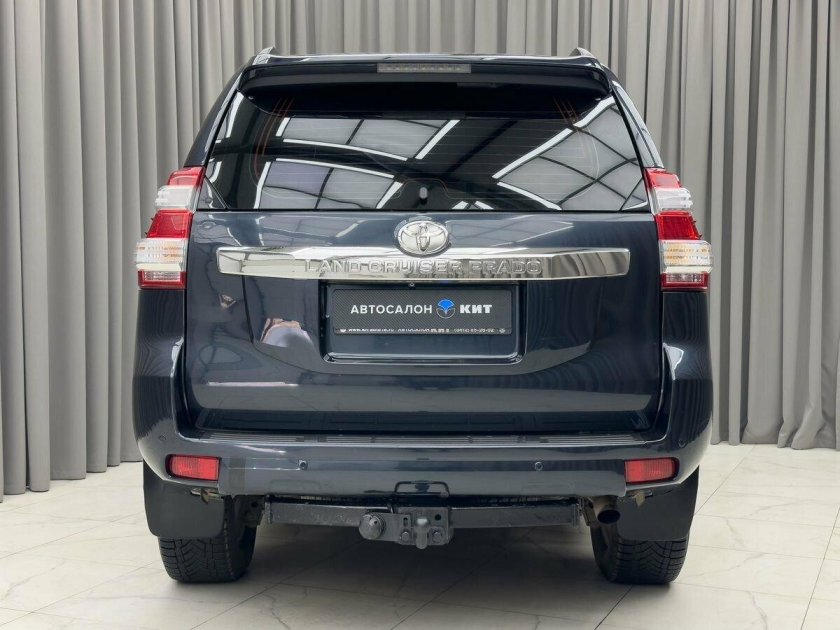 Toyota land cruiser prado 150