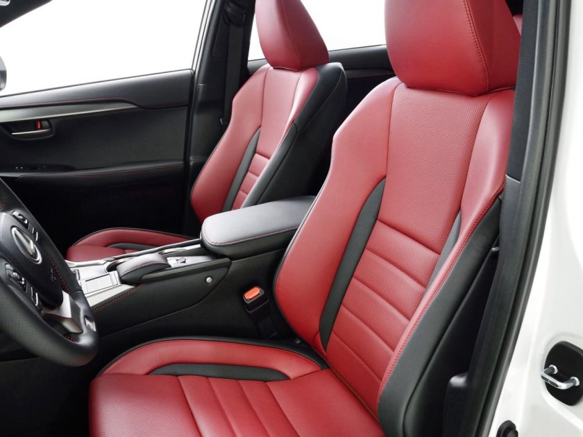 Lexus NX 300 салон красный