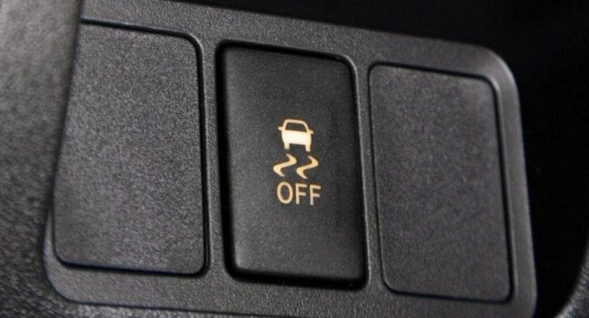 RAV 4 кнопка а off