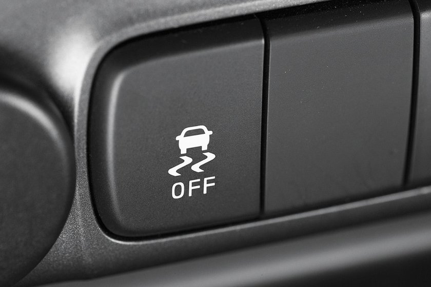 Кнопка АБС В машине