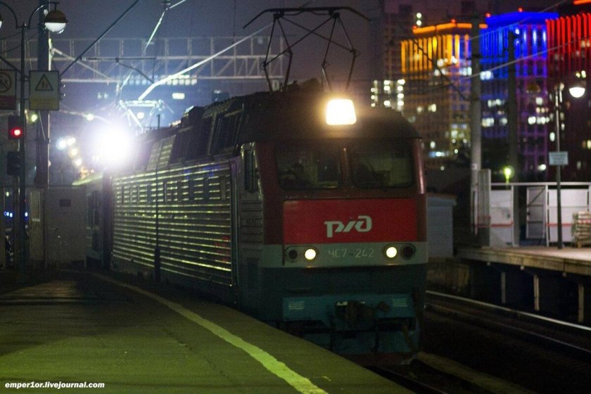 Савеловский вокзал поезда