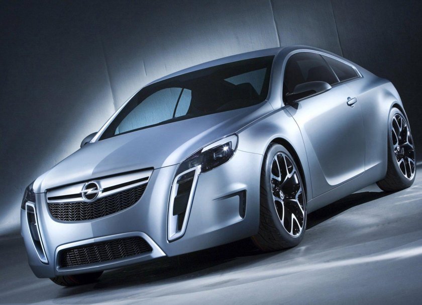Opel Insignia Coupe