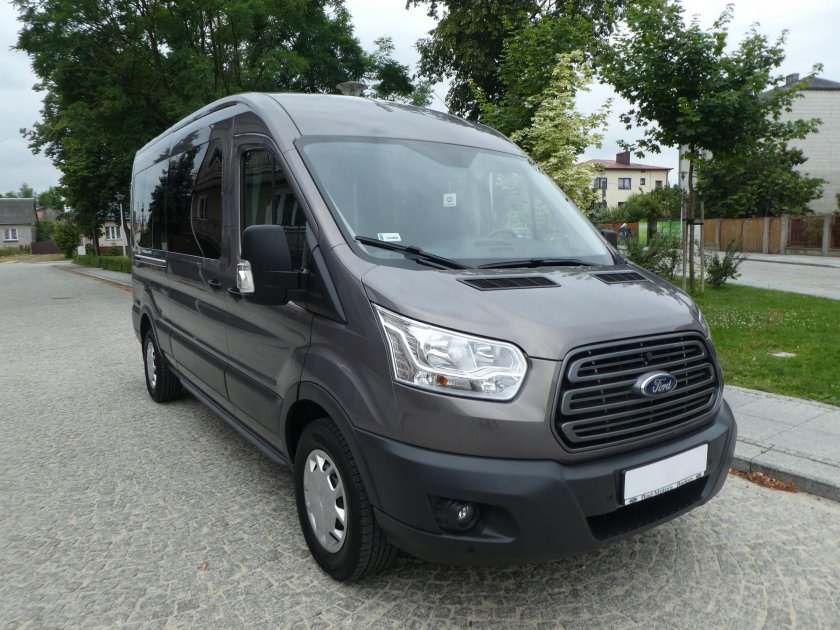 Ford Transit 8