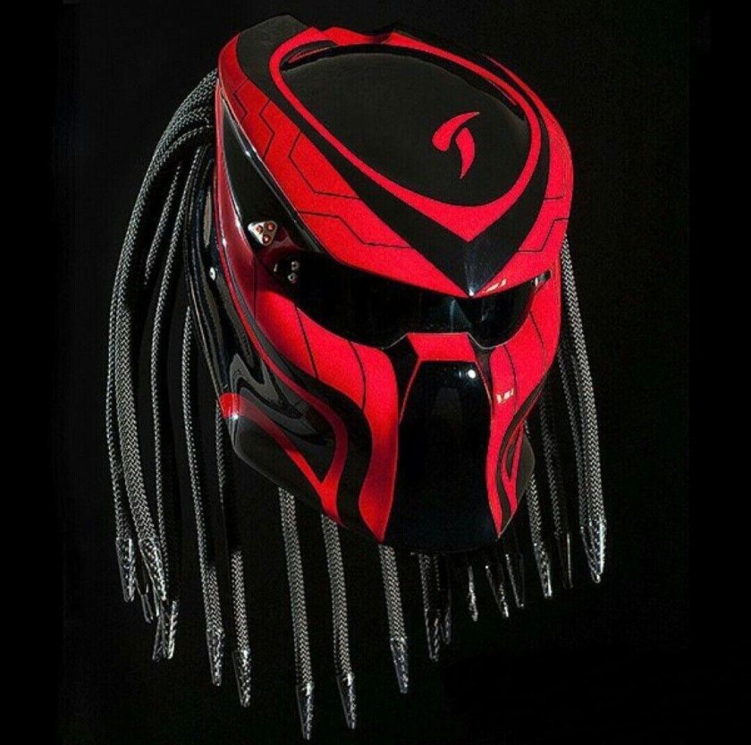 Шлем хищника