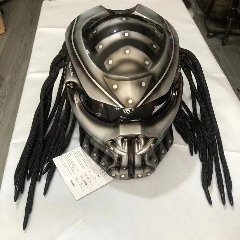 Фара на мотоцикл хищник