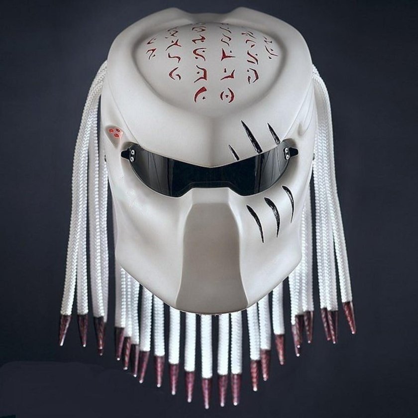 Шлем мотоциклетный предатор