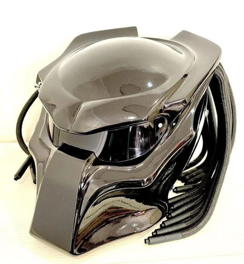 Мотошлем хищник