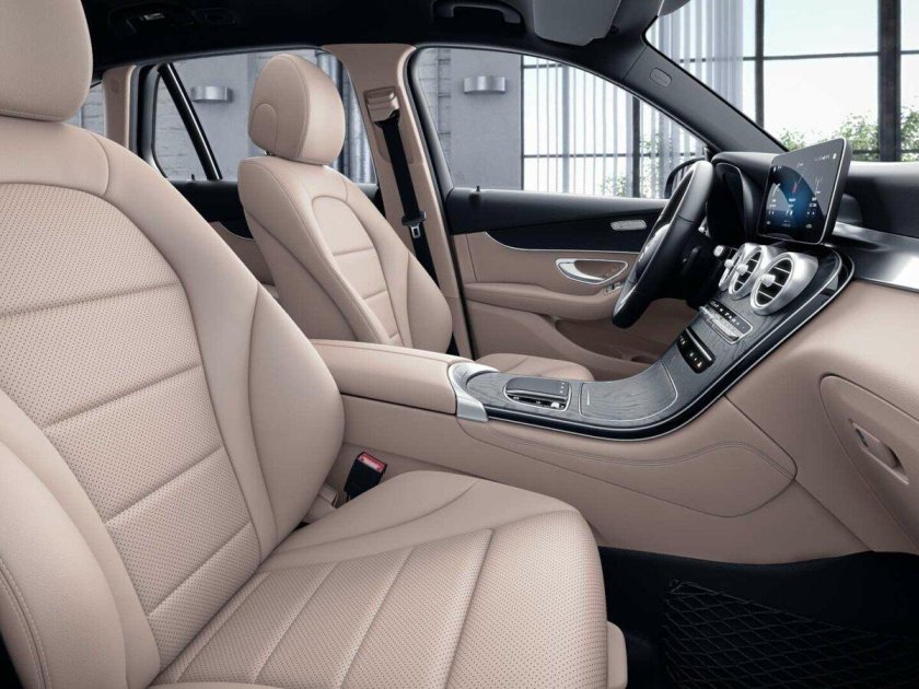 Мерседес GLC 300d салон