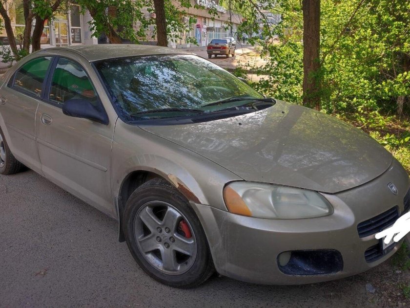 Додж стратус 2002