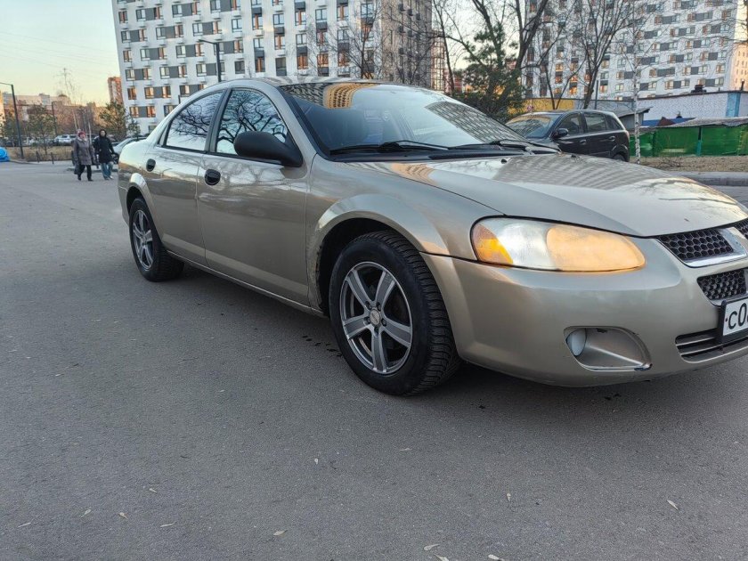 Dodge stratus 2 4