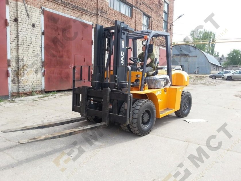 Погрузчик вилочный JAC cpcd50