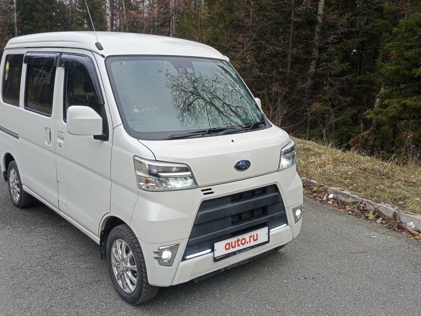 Субару минивэн