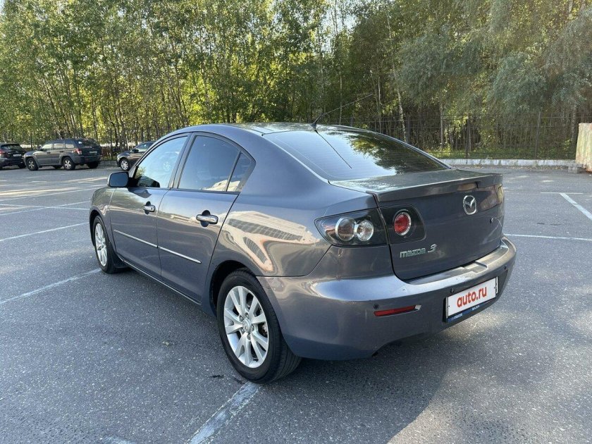 Мазда 3 седан 2006
