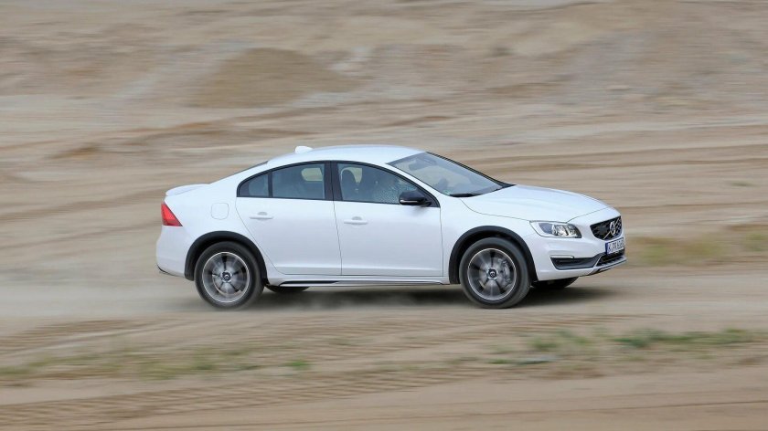 S60 Cross Country