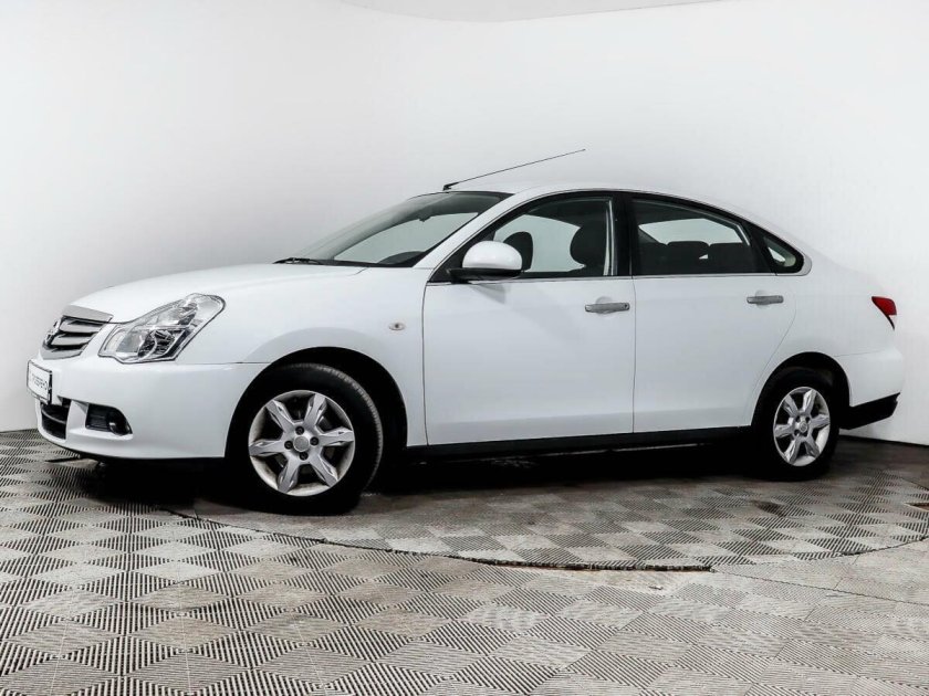 Ниссан Альмера 2014 белая